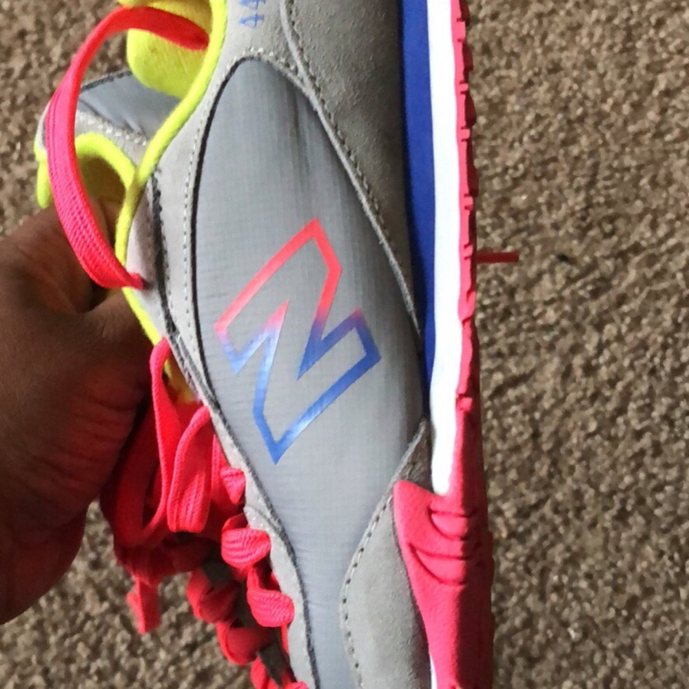 New Balance - Picture 3 of 4